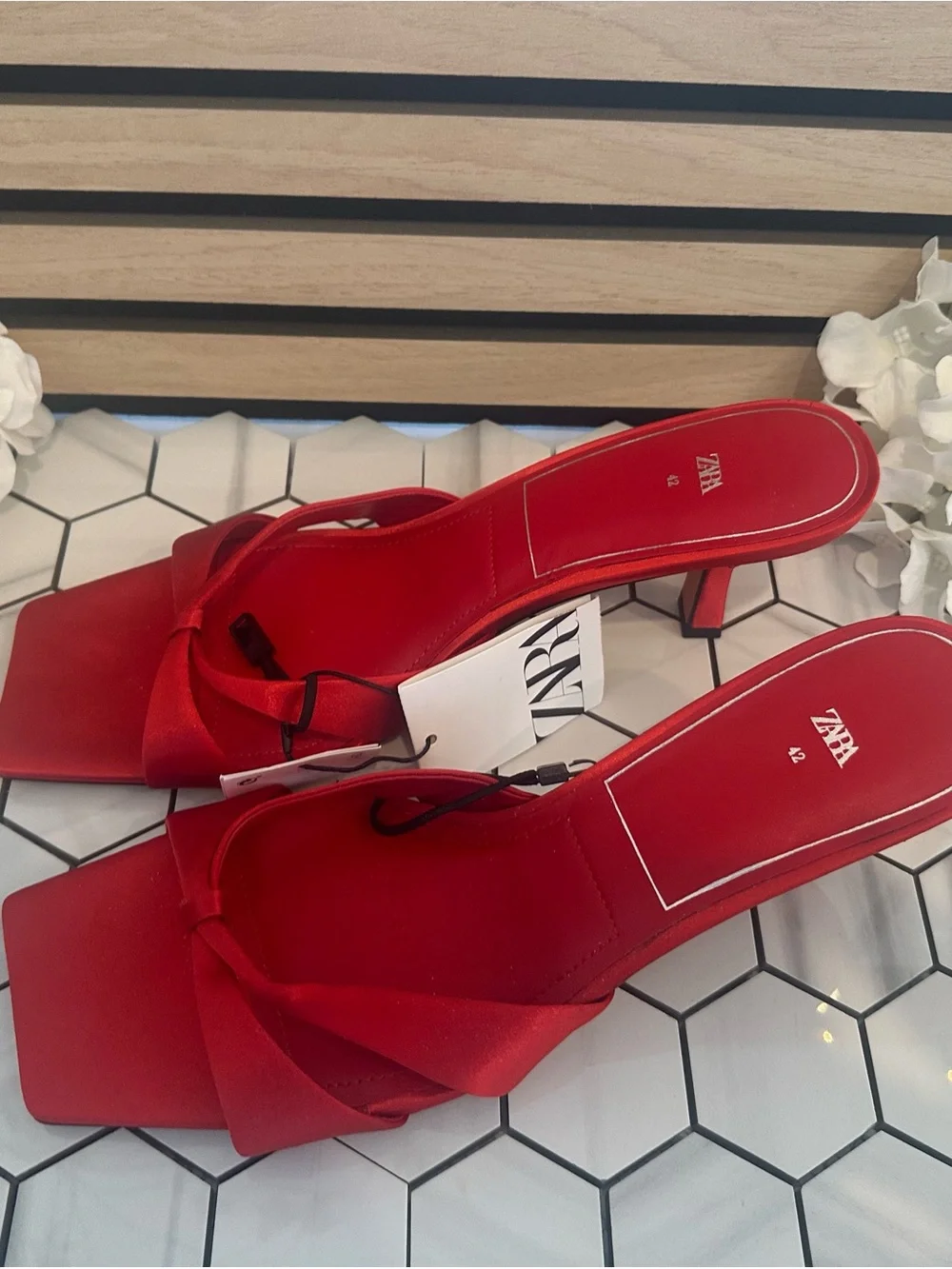 ZARA Satin Effect Square Toe Sandals - Picture 5 of 7